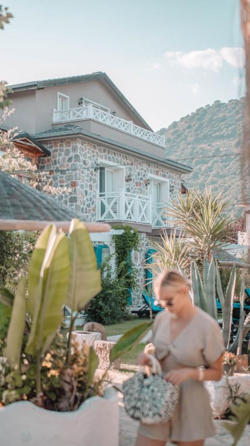 Orino Suites Cedit المظهر الخارجي الصورة