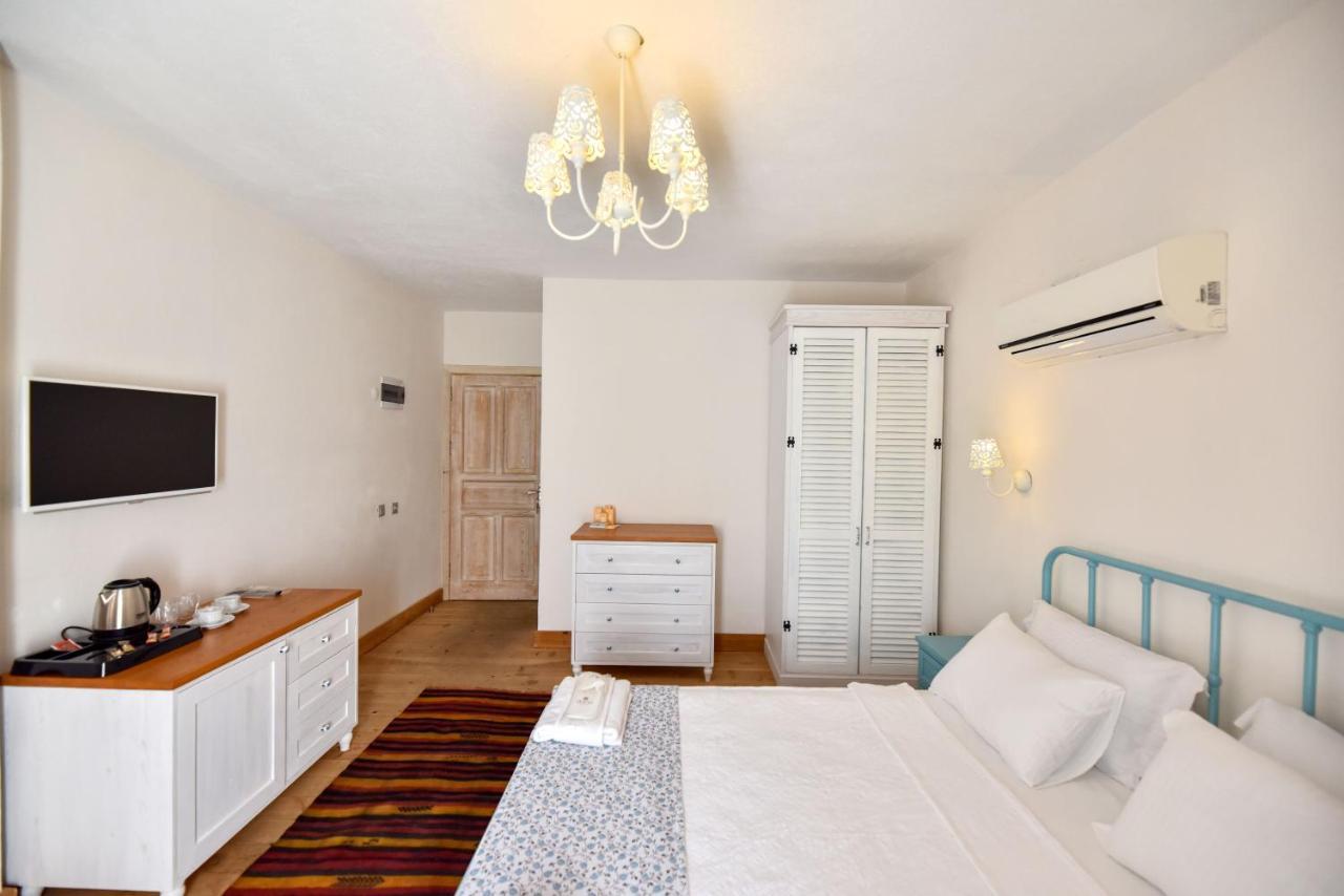 Orino Suites Cedit الغرفة الصورة